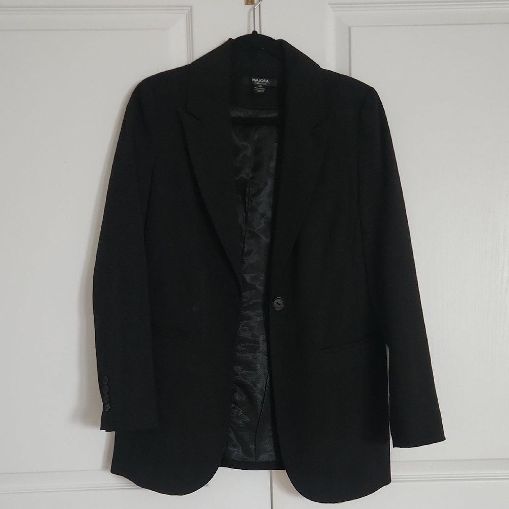 Majora Classic Black Blazer